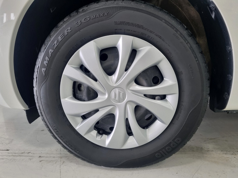Photo 4 of 9