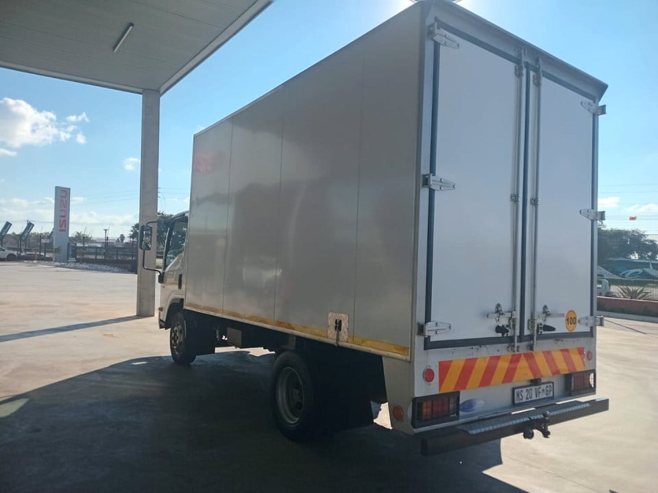 Photo 4 of 15