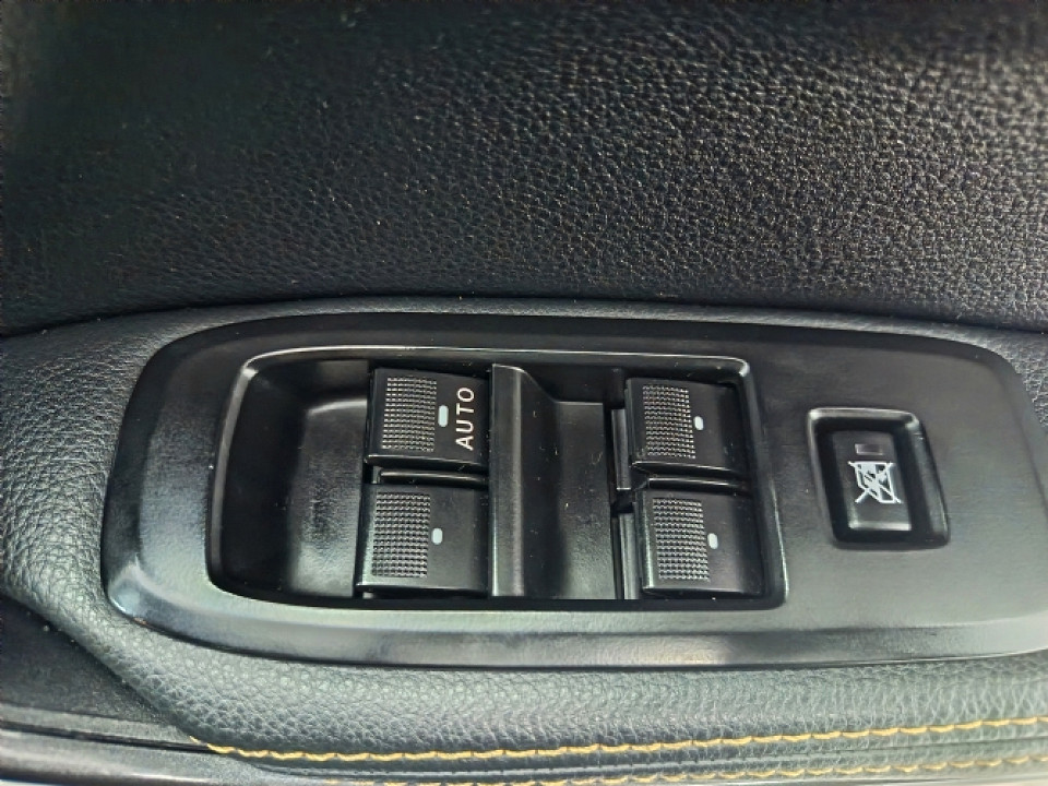 Photo 17 of 25