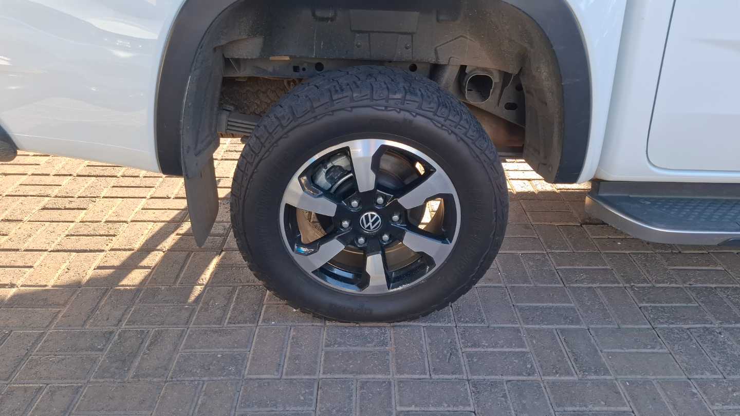 Photo 14 of 26