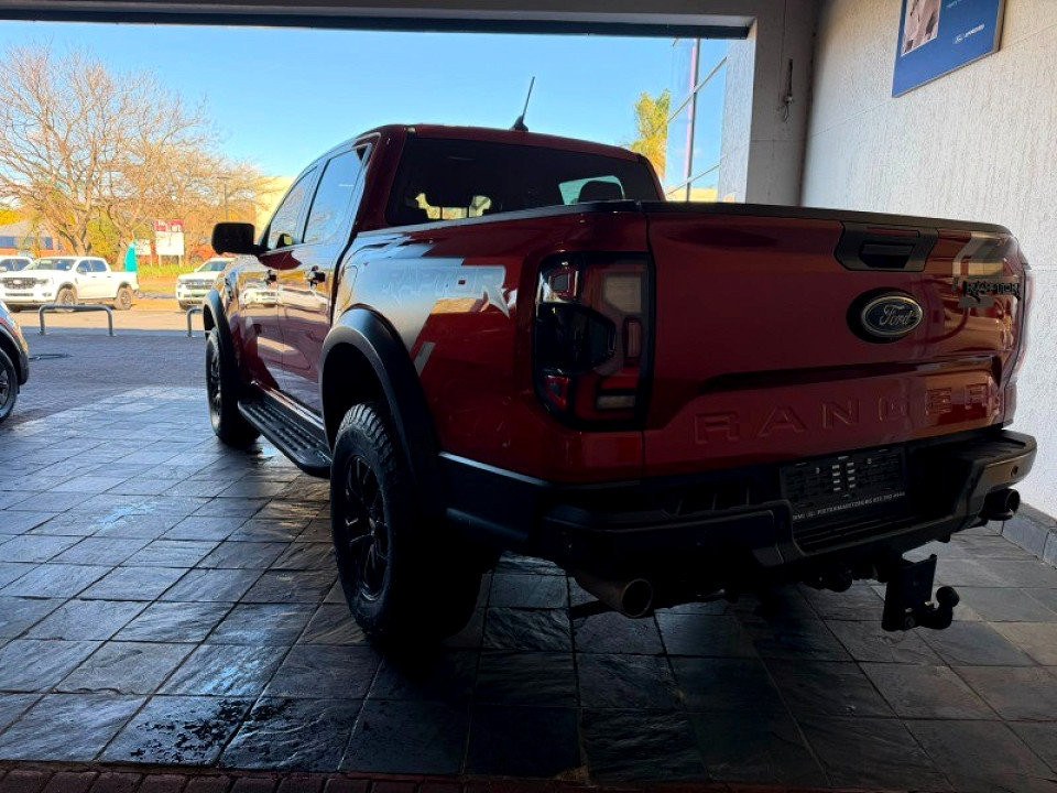 Photo 10 of 16