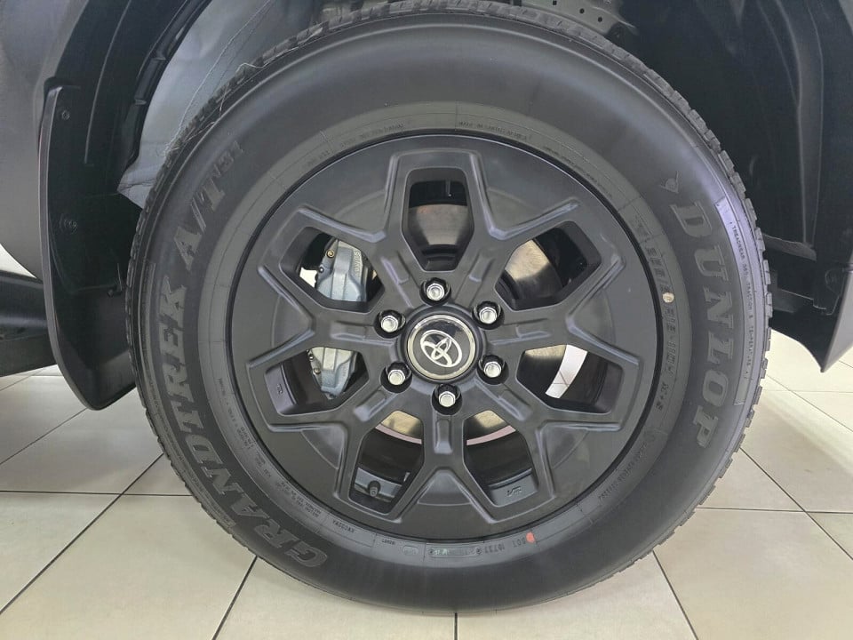 Photo 4 of 16