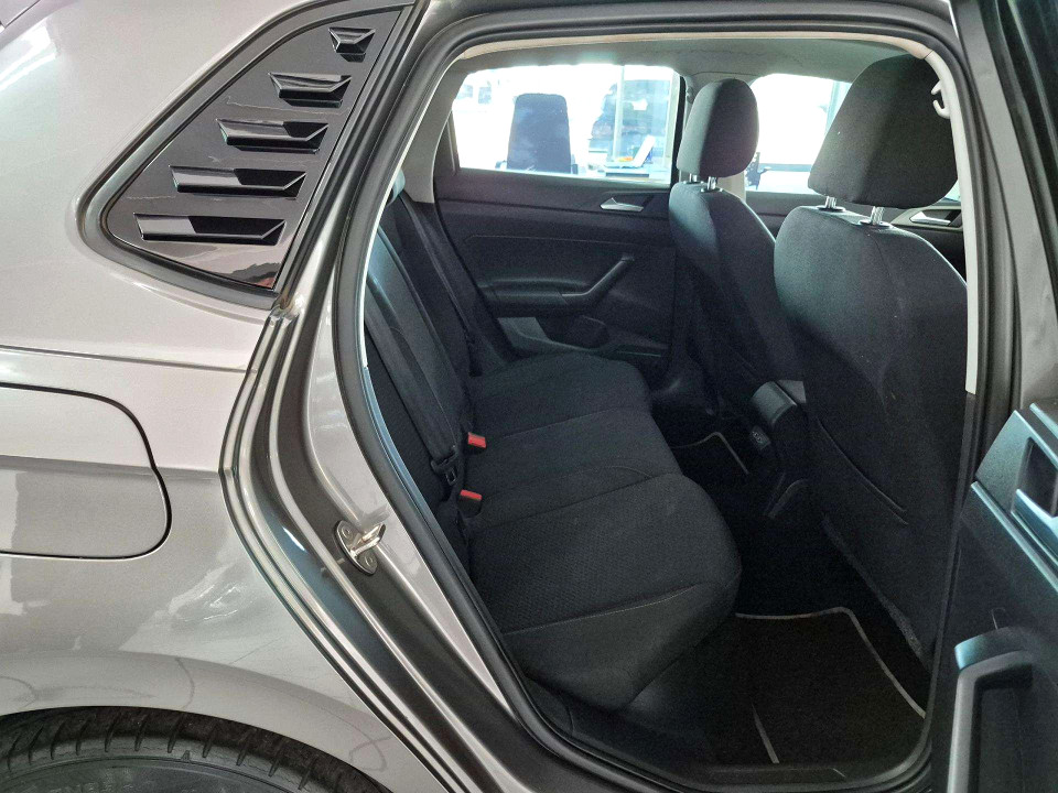 Photo 14 of 20