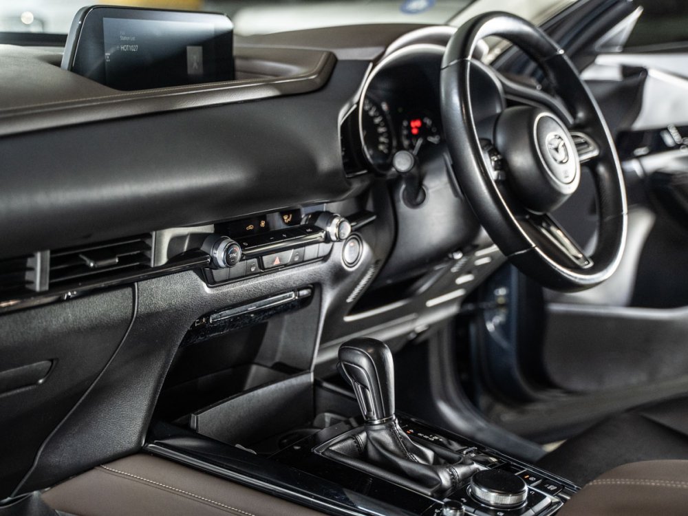 Photo 28 of 32