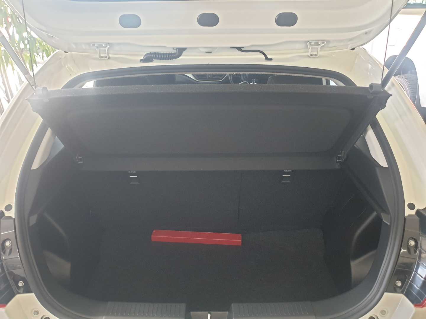 Photo 4 of 6
