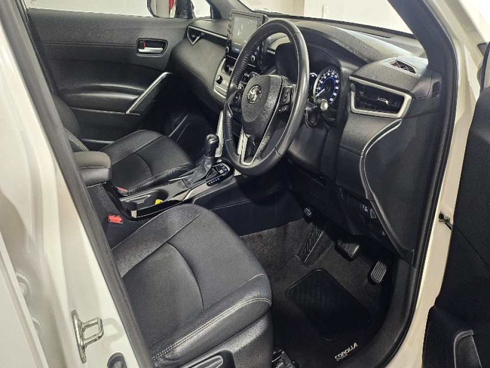 Photo 8 of 9