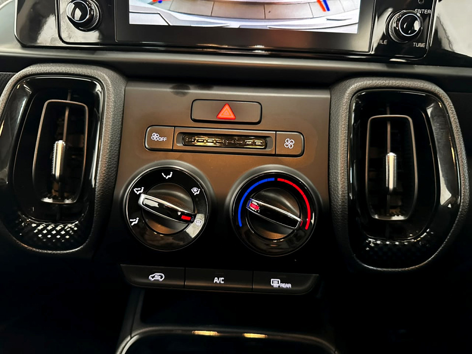 Photo 16 of 20