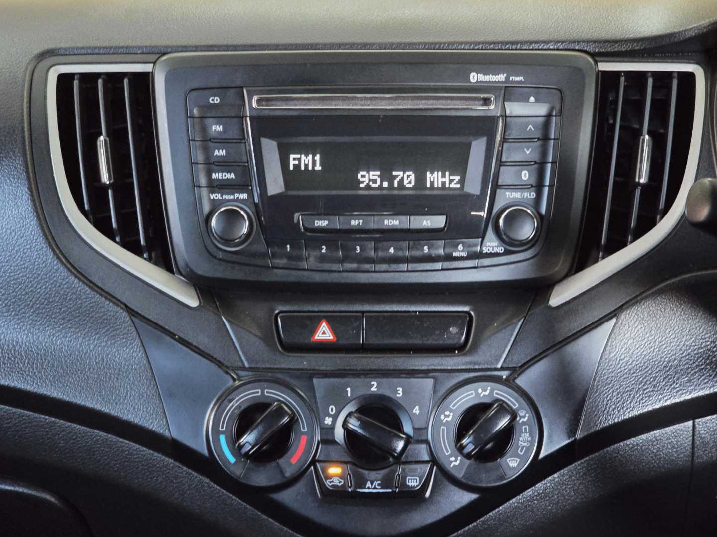 Photo 18 of 25