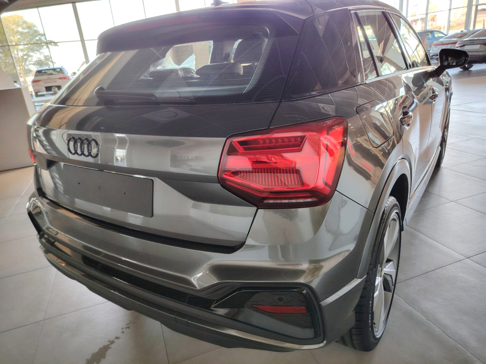 Photo 5 of 8