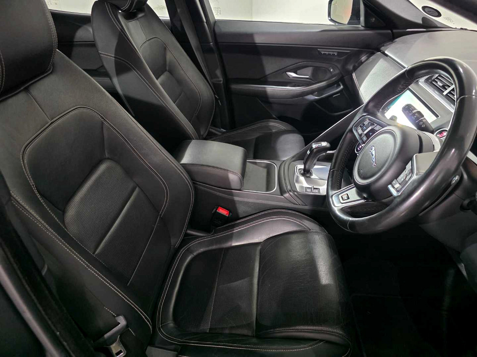 Photo 16 of 22