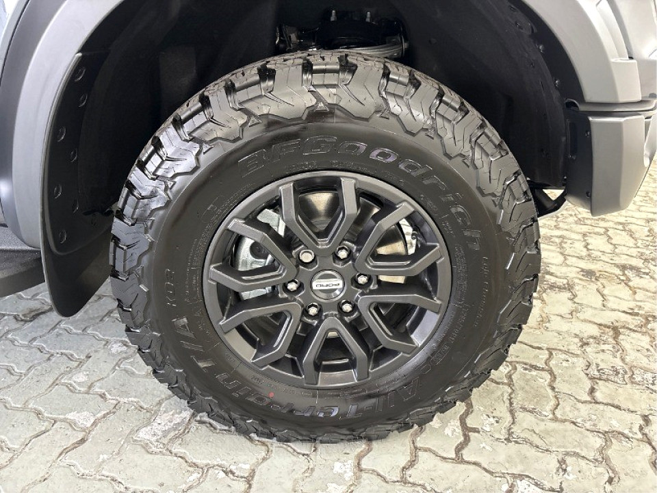 Photo 10 of 20