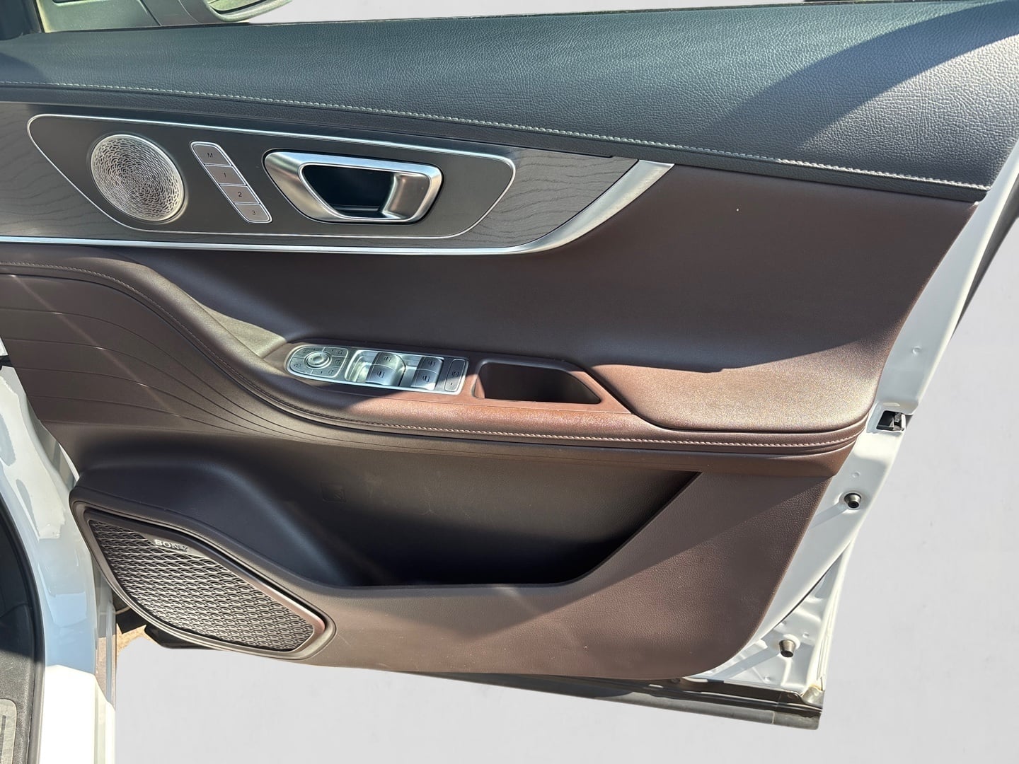 Photo 13 of 18