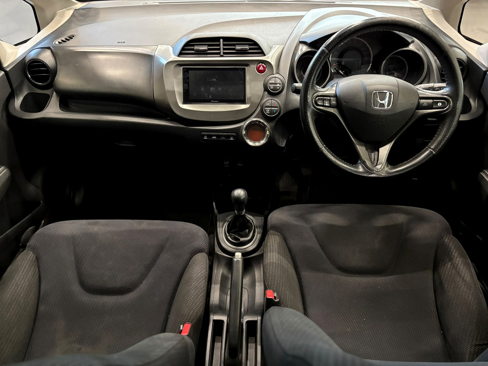 Photo 10 of 16