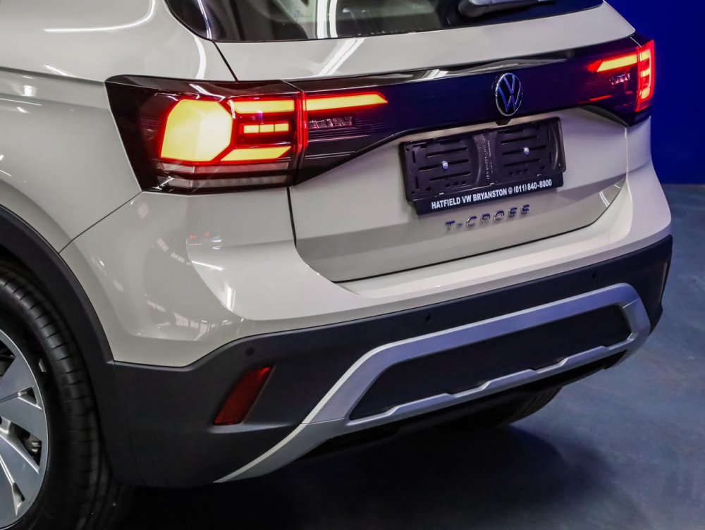 Photo 18 of 20