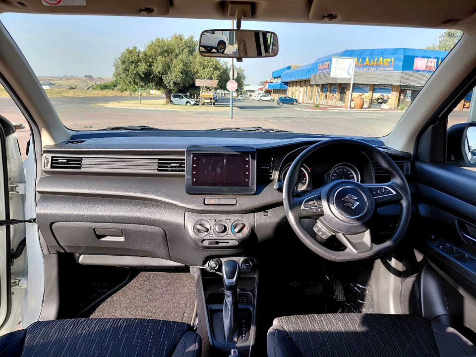 Photo 20 of 28