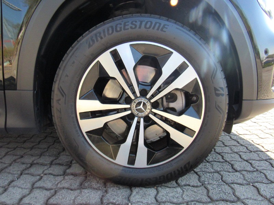 Photo 3 of 12