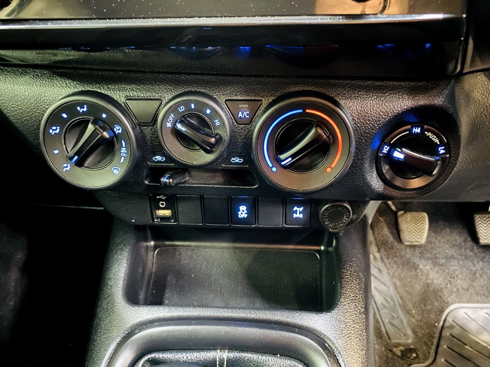 Photo 19 of 29