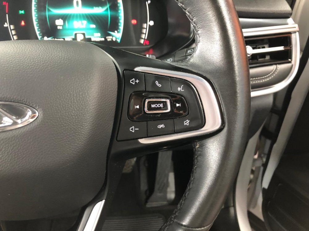 Photo 17 of 25