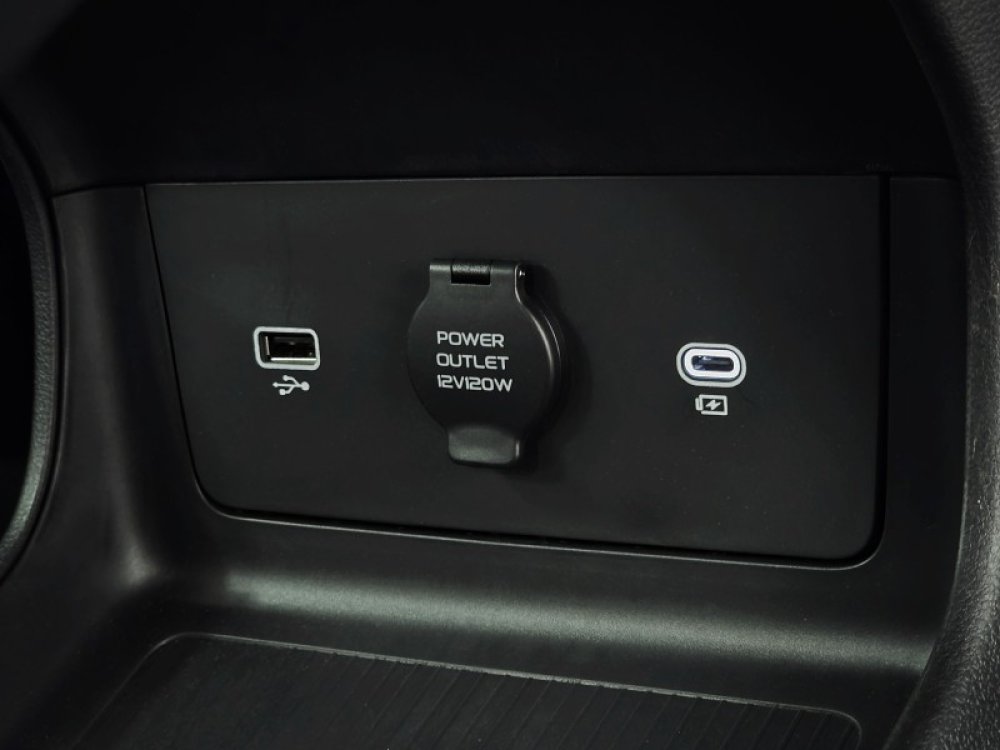 Photo 22 of 27