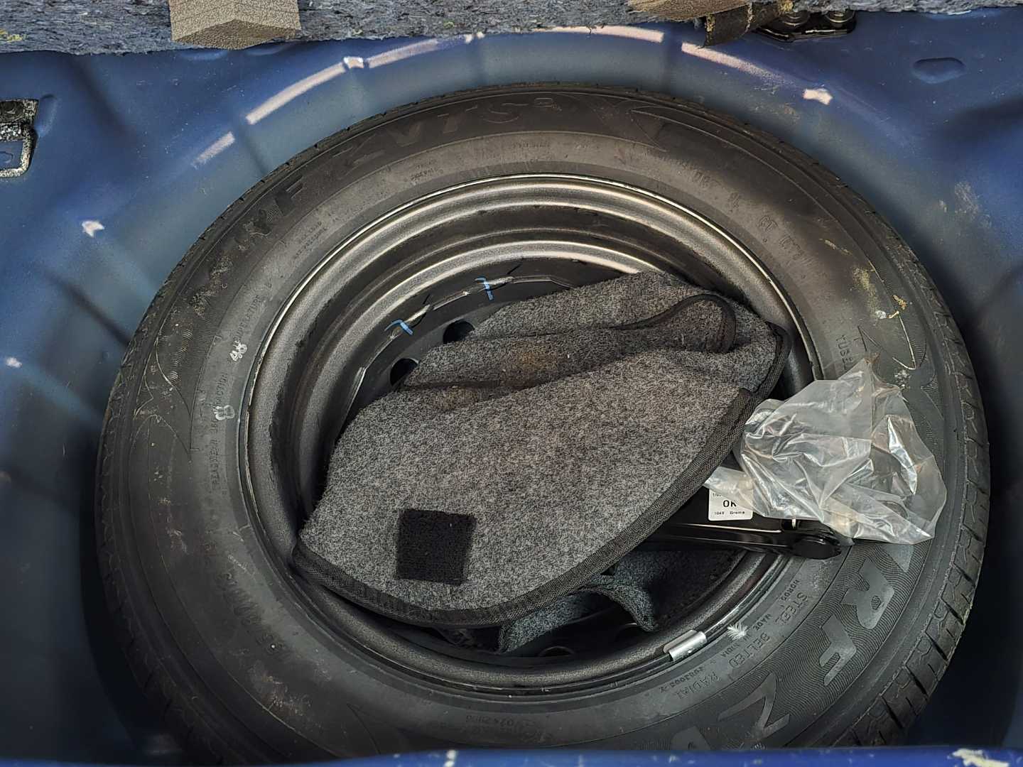 Photo 15 of 27