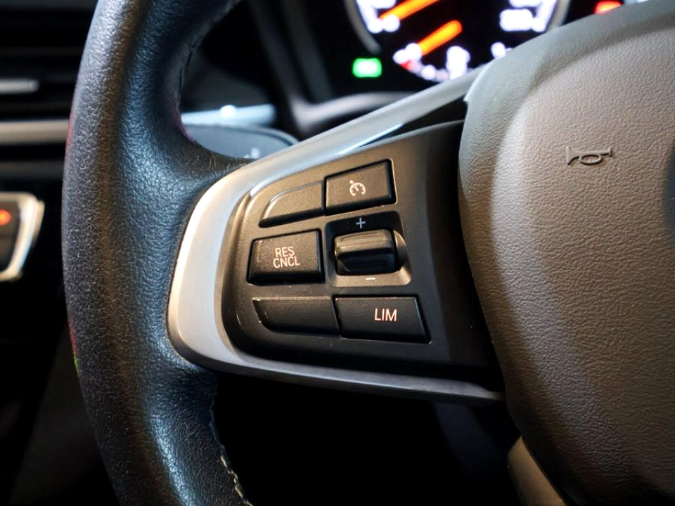 Photo 27 of 29