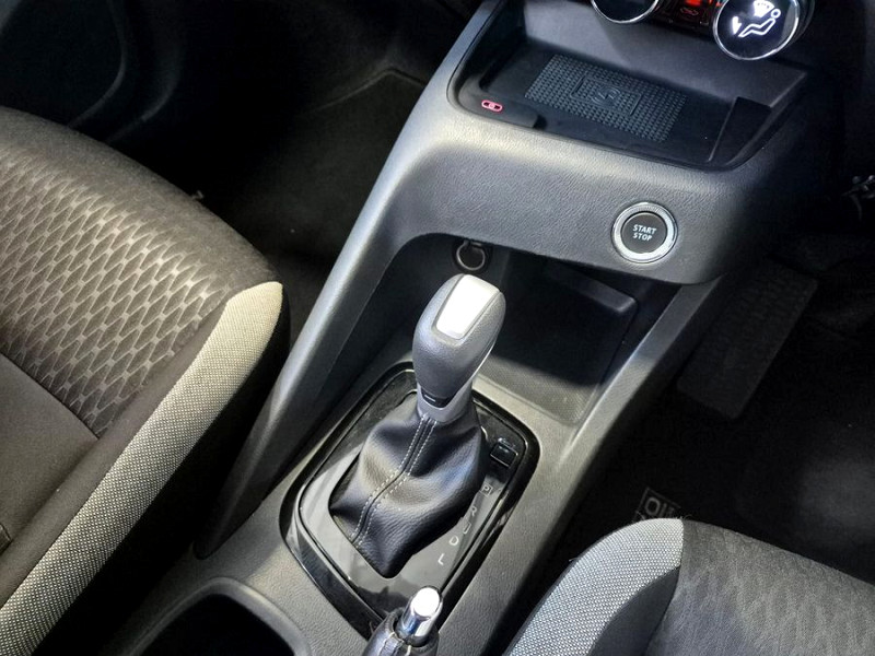 Photo 12 of 19