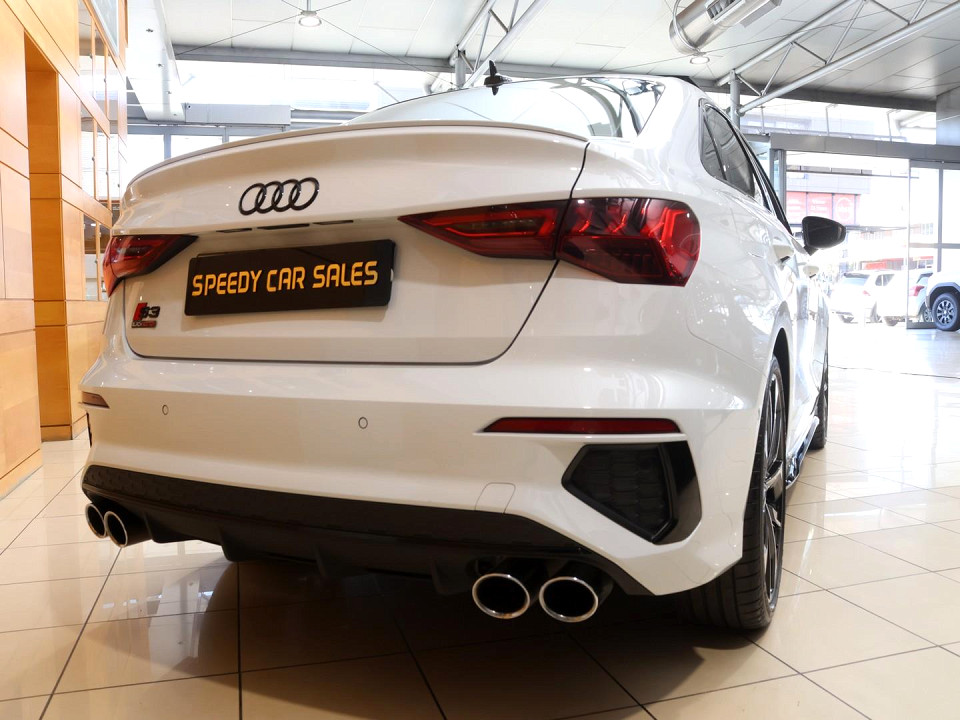 Photo 17 of 21