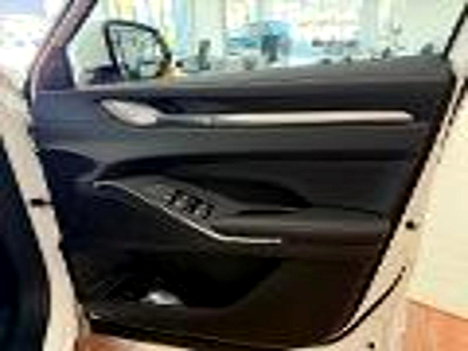 Photo 13 of 20