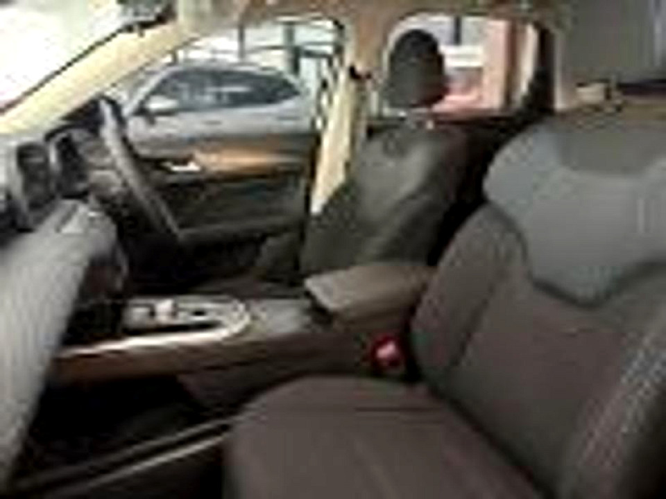 Photo 11 of 20