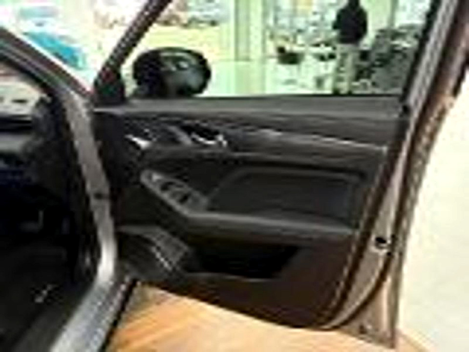 Photo 14 of 20