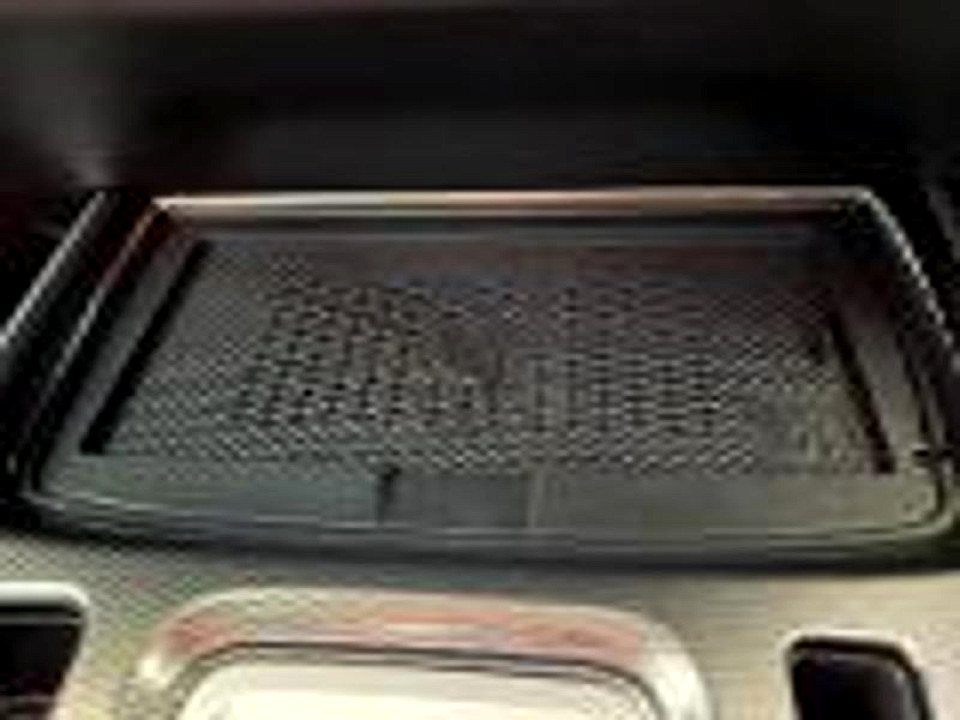 Photo 19 of 20