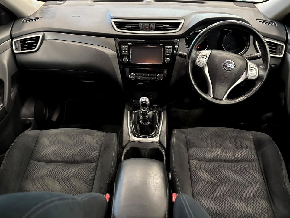 Photo 10 of 16