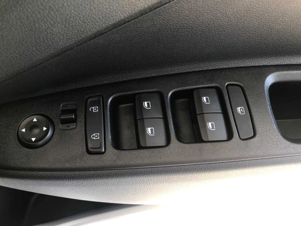 Photo 15 of 17