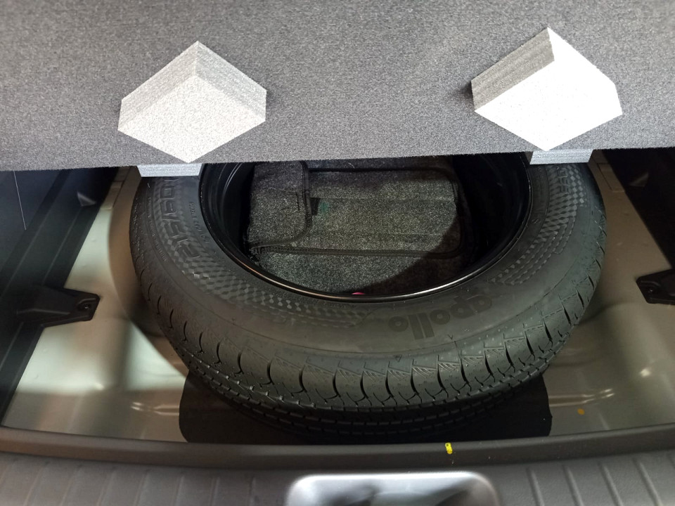 Photo 8 of 24