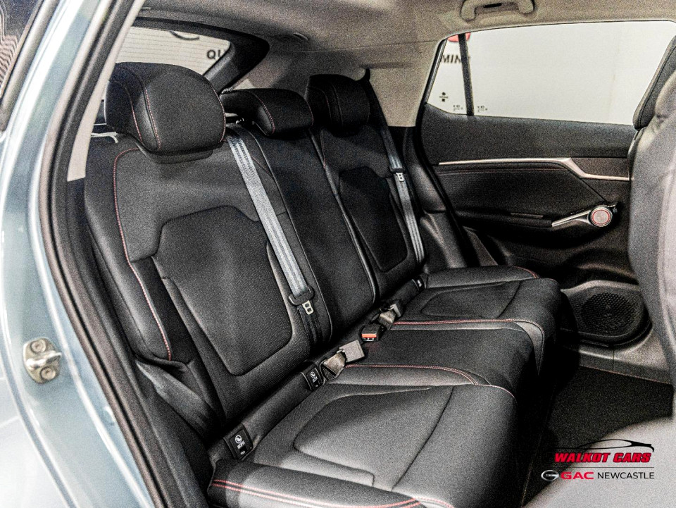 Photo 17 of 26