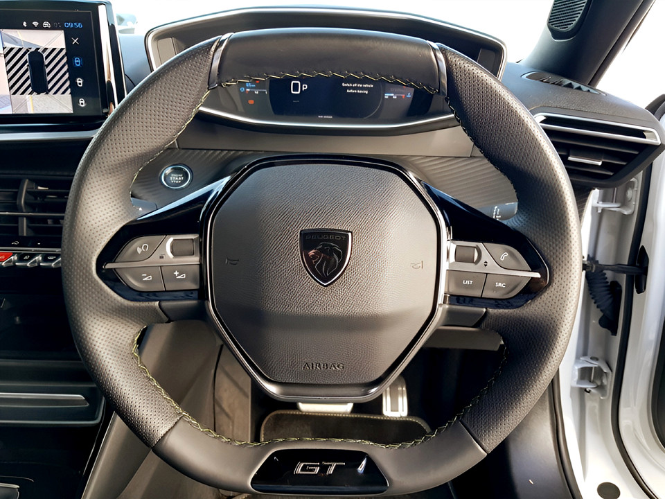 Photo 33 of 36