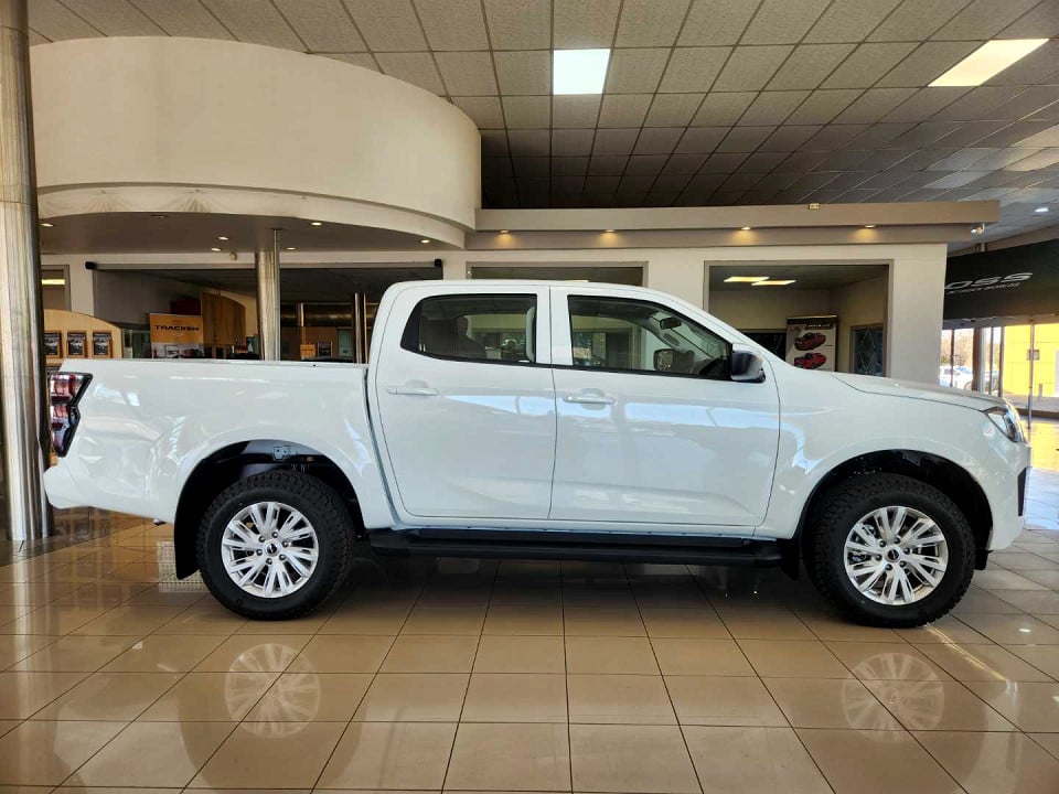 Photo 9 of 20