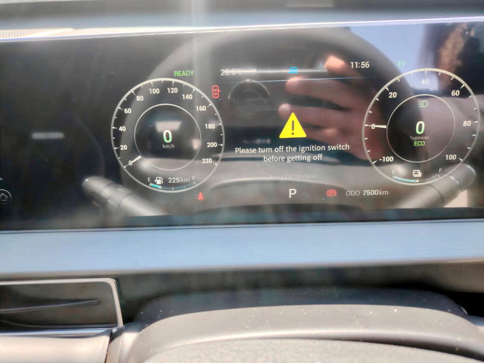 Photo 14 of 16
