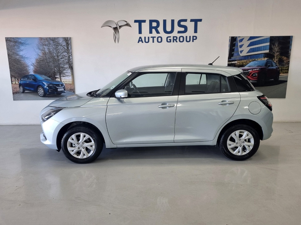 Photo 3 of 8