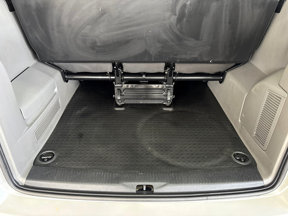 Photo 19 of 21