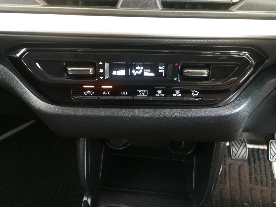 Photo 16 of 21