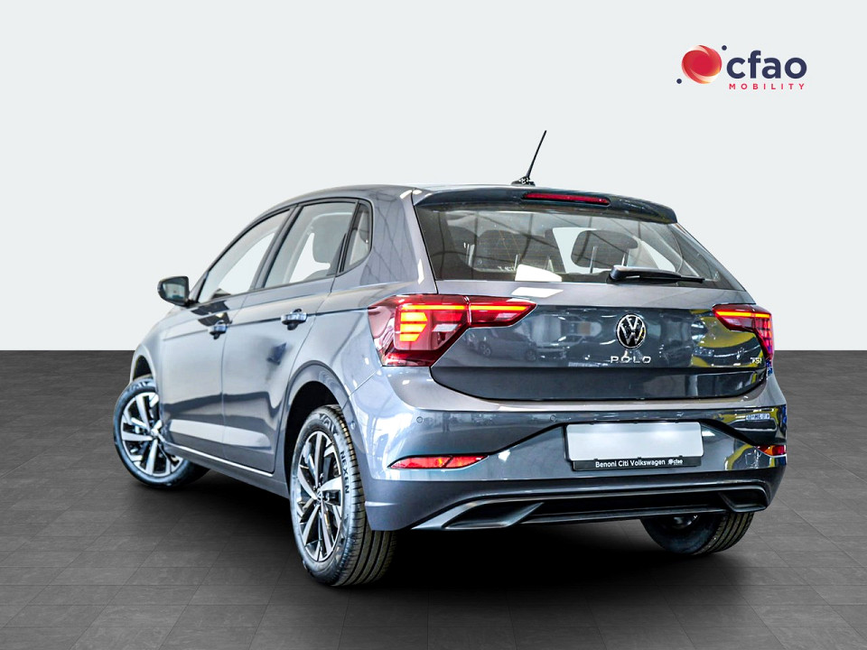 Photo 4 of 19