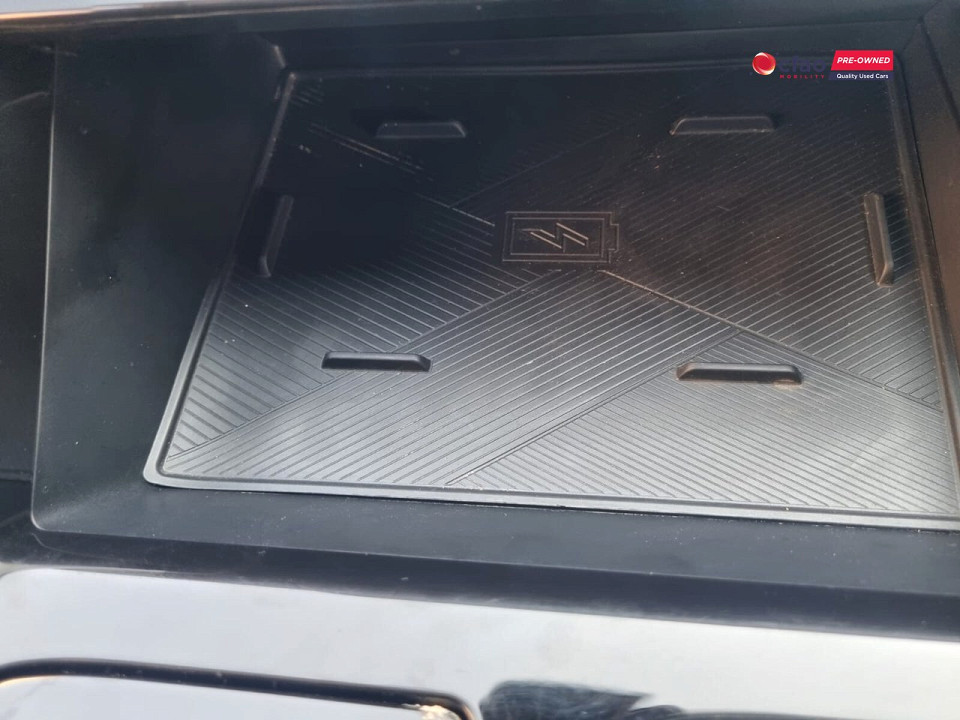 Photo 16 of 25