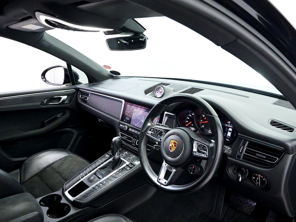 Photo 13 of 29