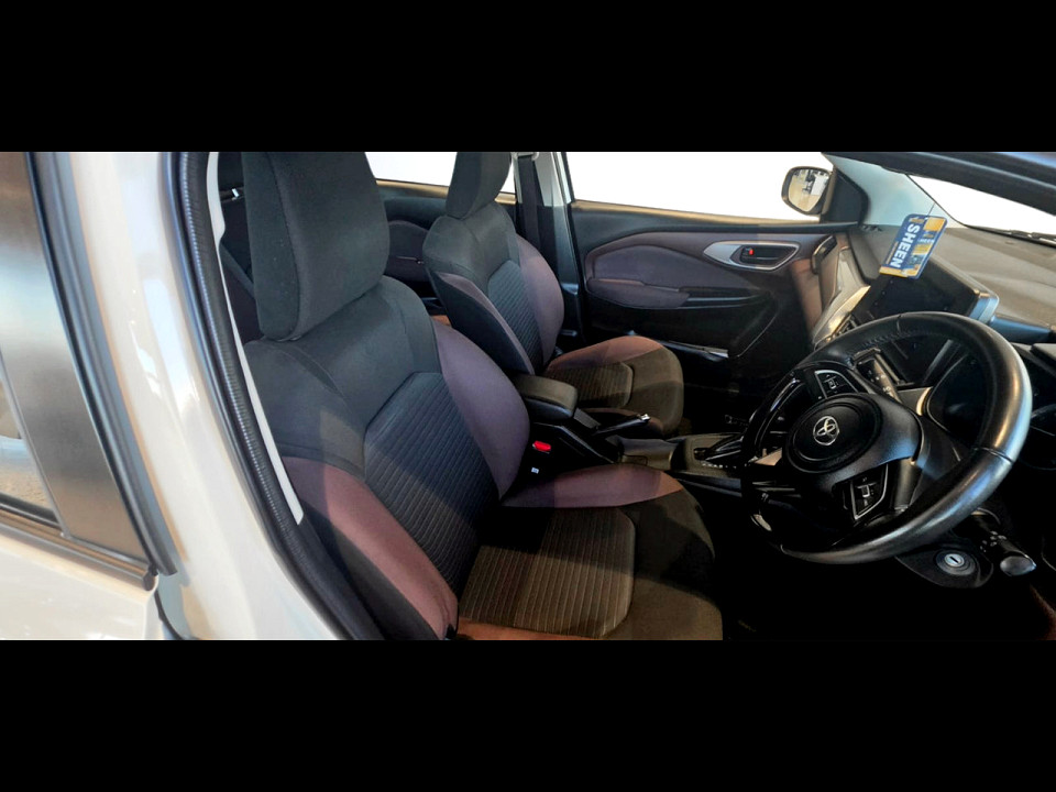 Photo 9 of 17