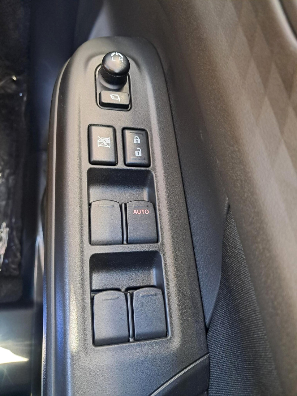 Photo 20 of 27