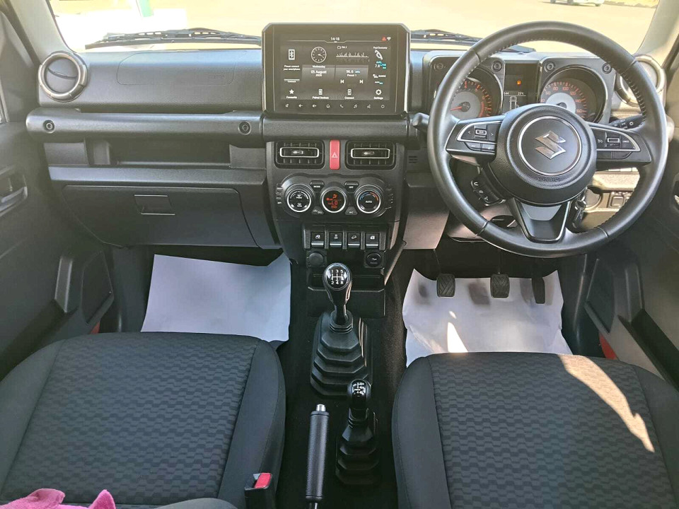 Photo 6 of 27