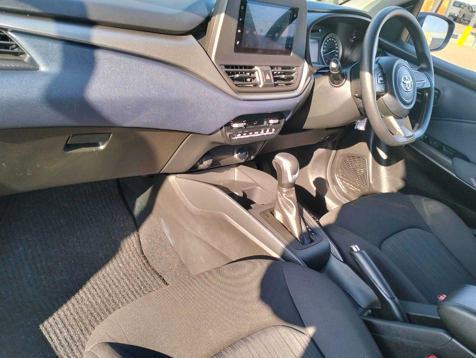 Photo 14 of 25