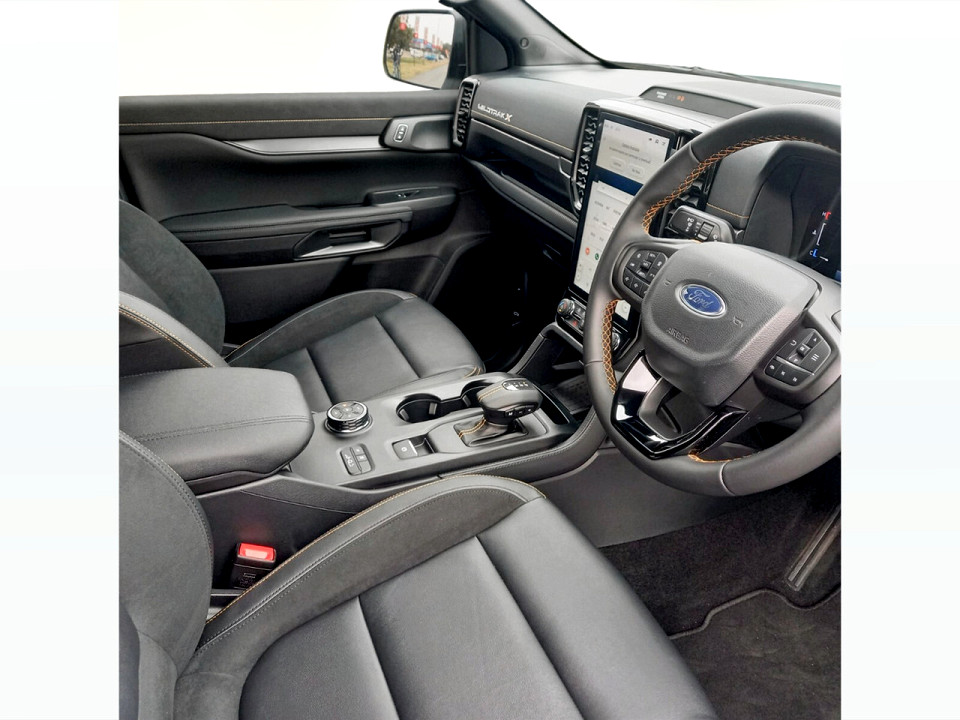Photo 15 of 23