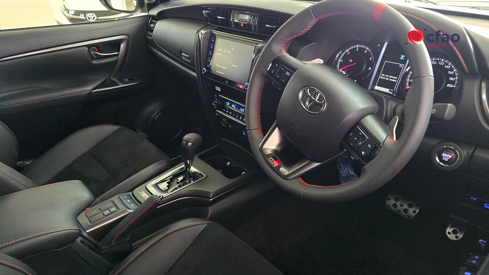 Photo 8 of 18